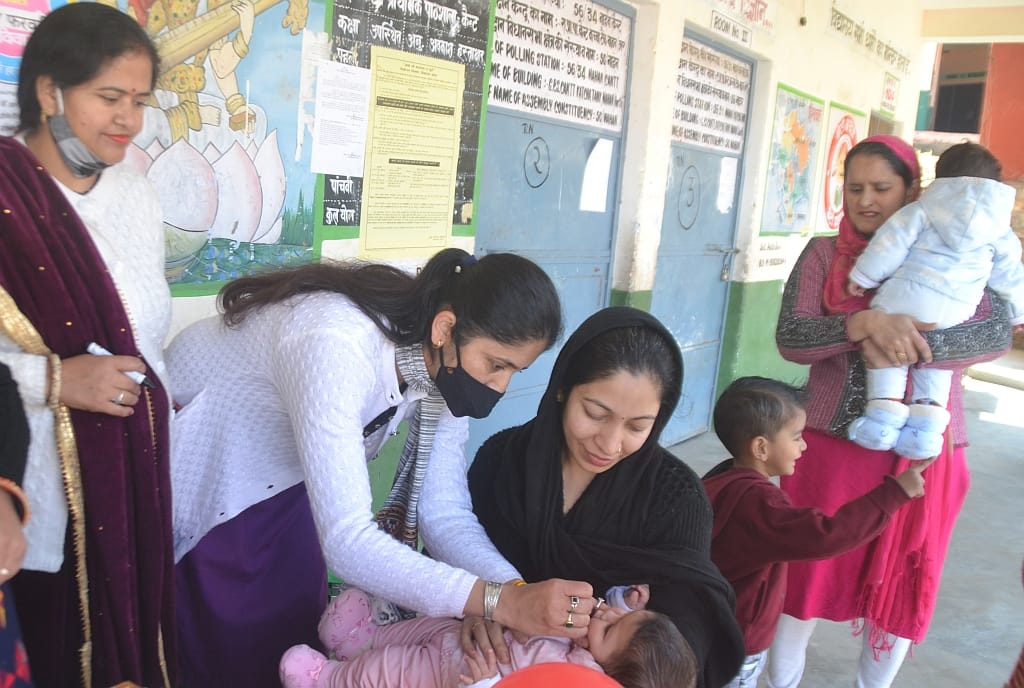 72 percent children drink polio khurak in sirmaur