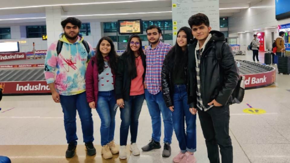 Large number of Indian students stranded at Ukraine border
