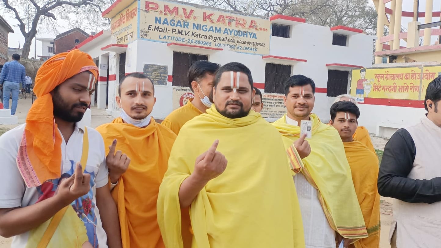 up election phase 5th photos Huge enthusiasm among youth-saints during voting