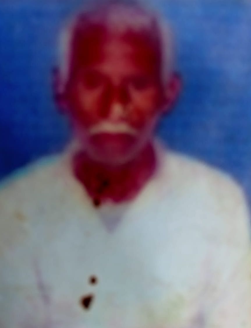Kanpur Dehat : Old man dies due to collision while backing loader