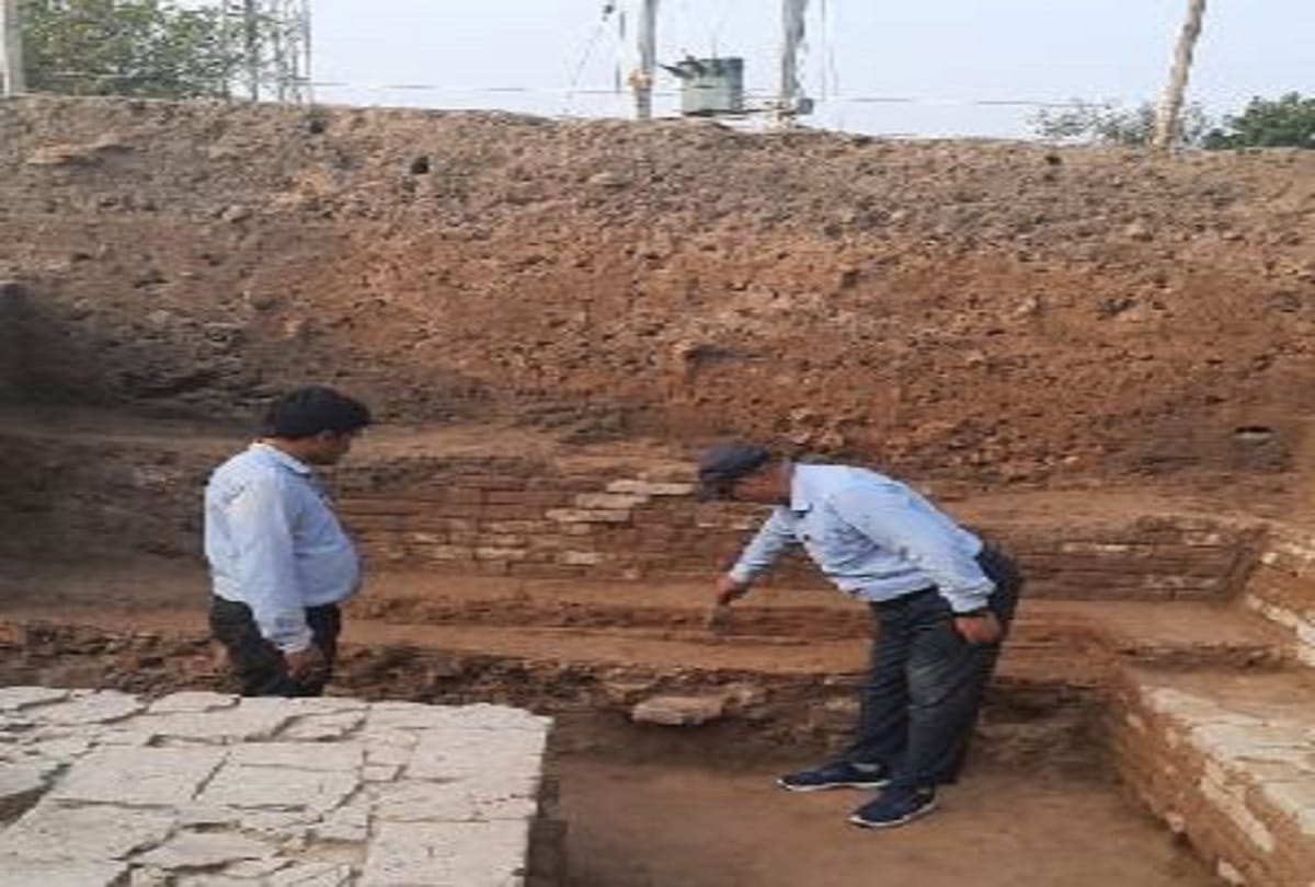 Evidence of wall found at the northern end of Shiv Mandir