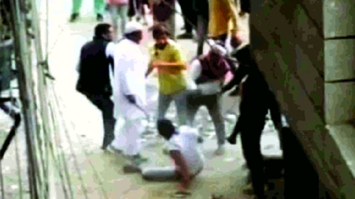 Youth beaten to death in children's fight in delhi