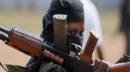 बीजापुर में फिर आईईडी ब्लास्ट: पाण्डेमुर्गा के पास हुए धमाके में CRPF जवान घायल, कैंप से सर्च पर निकली थी टीम सांकेतिक तस्वीर