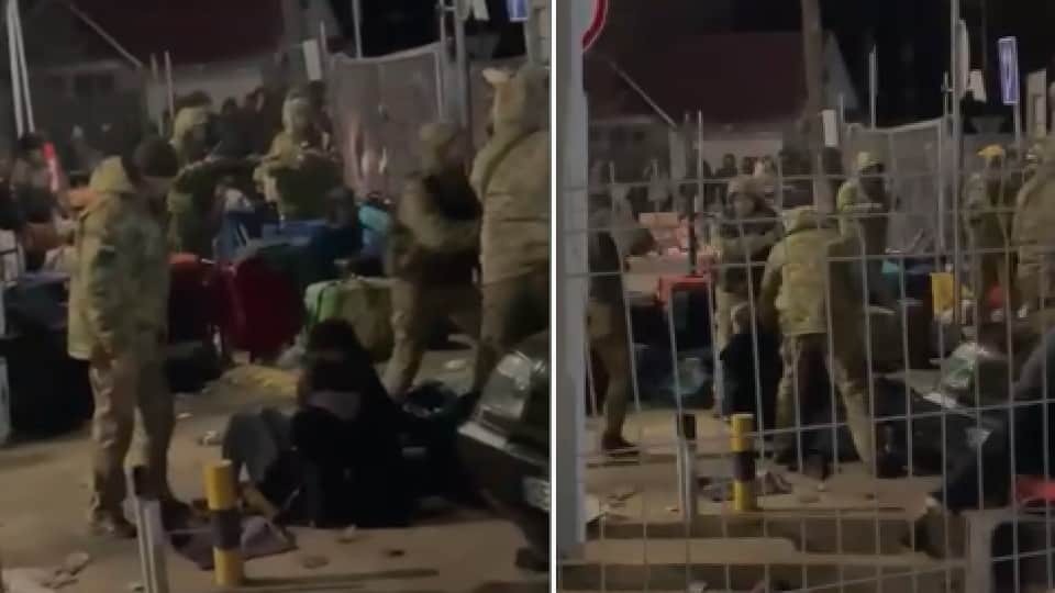 Students stranded on Ukraine-Romania border: Waiting for 15 hours in -3 degree temperature, Romanian soldiers are fighting