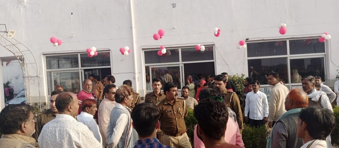 Hathras: The first wife who reached the wedding stopped the marriage, uproar