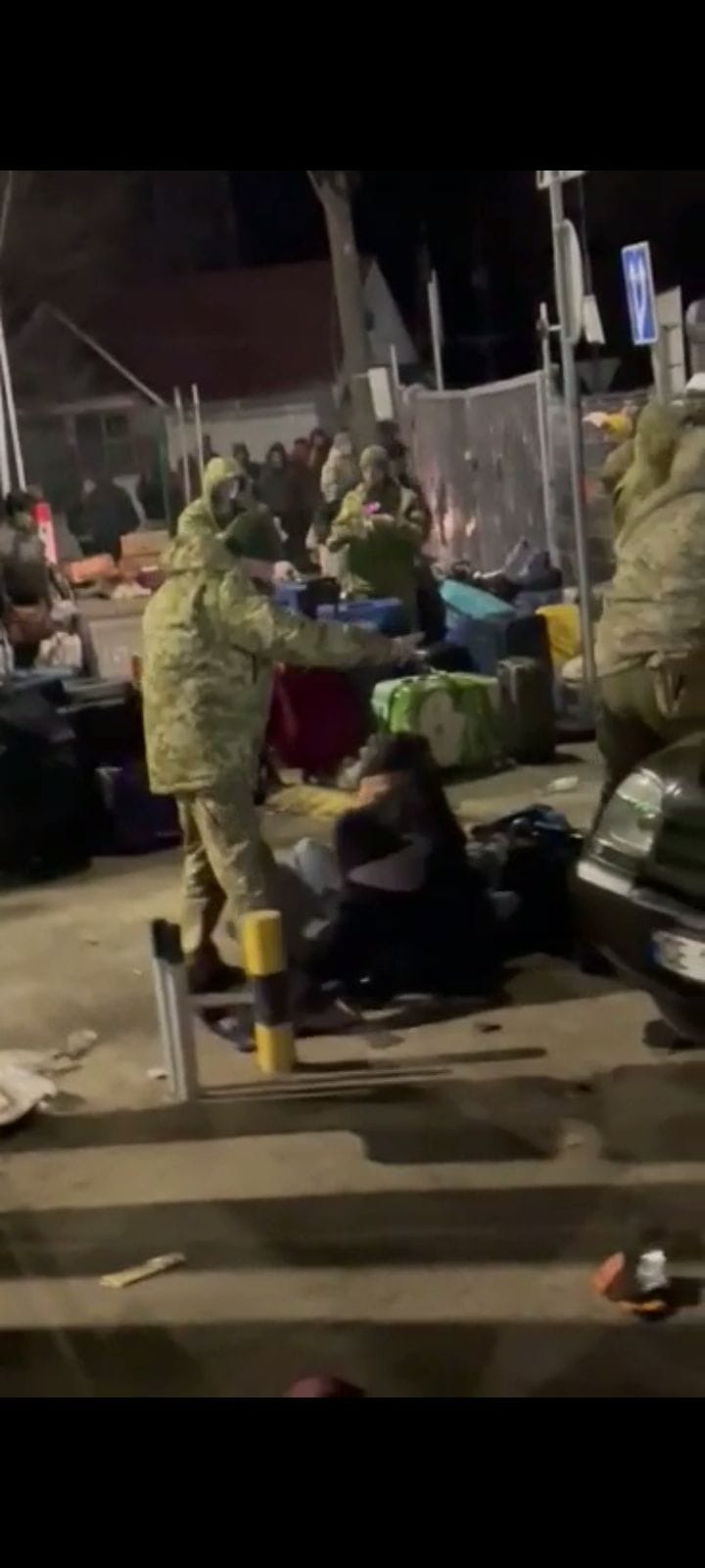 Security personnel beating students on Poland and Romania border, cousin brother and sister pleaded with PM to return to India