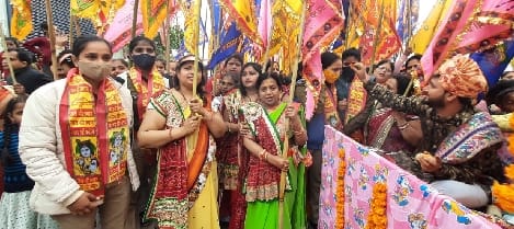 Devotees Baba Khatu Shyam