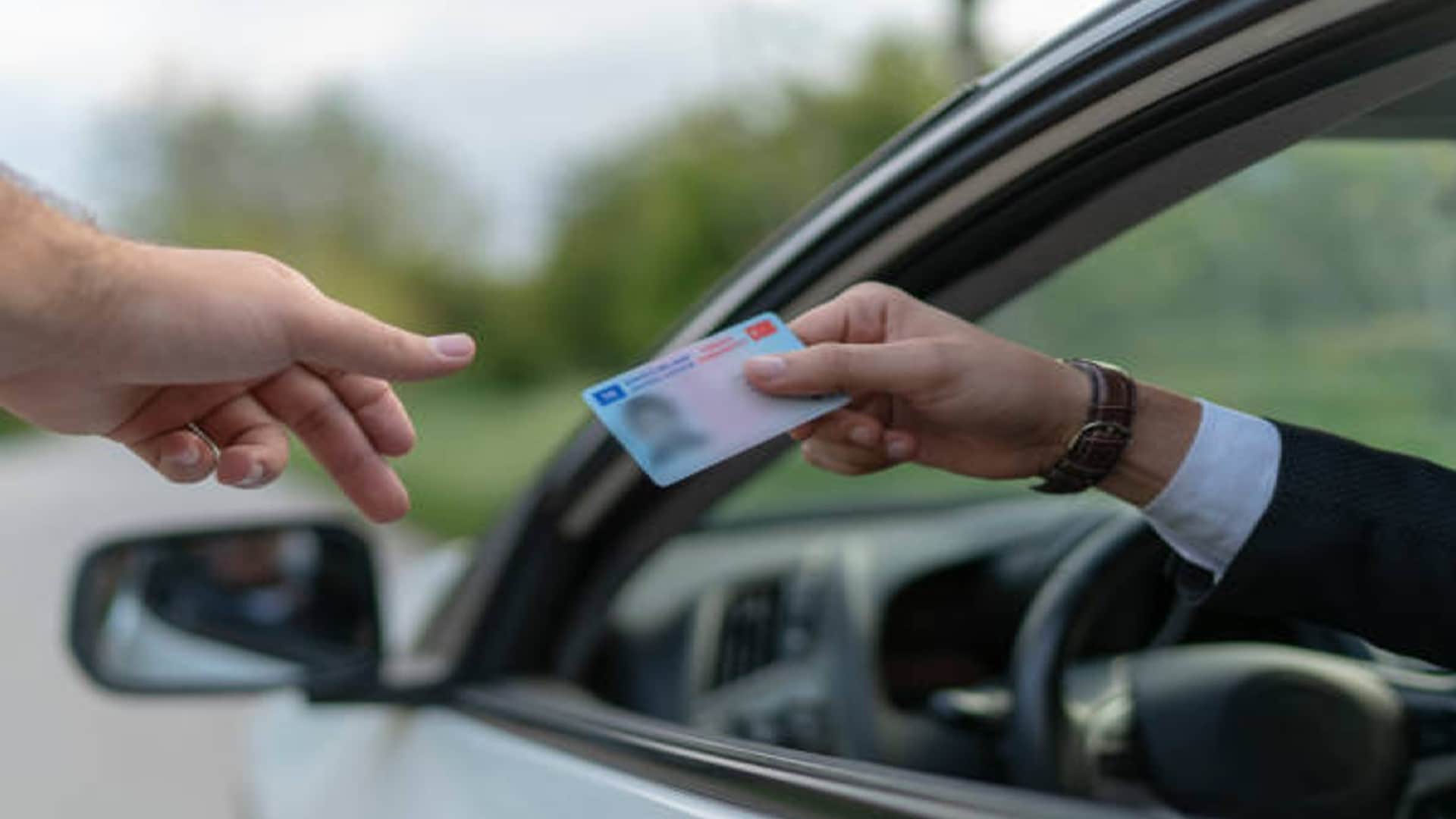 Minor Driving Penalties Know Details About Minor Challan Vehicle Registration May Canceled News in Hindi