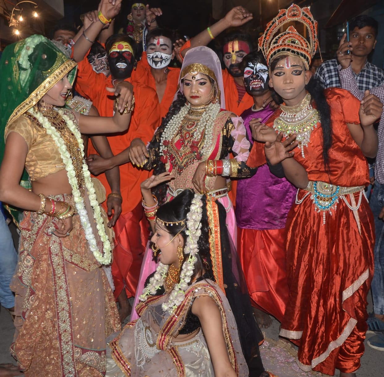 Shiv devotees were dancing and singing in the Shiva procession