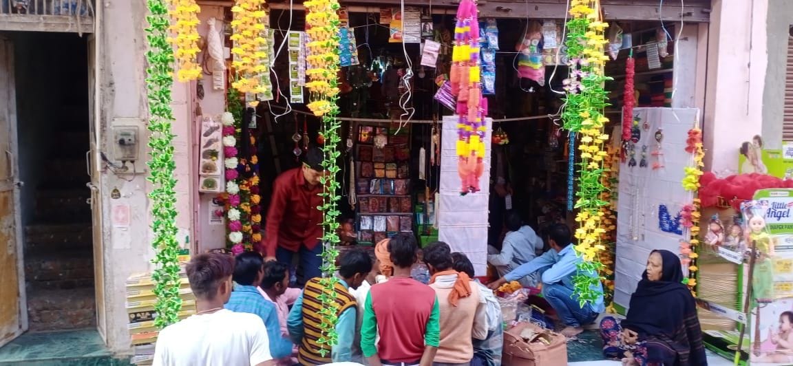 Hathras: On Mahashivratri, Brahma Kumaris took out Shiva procession