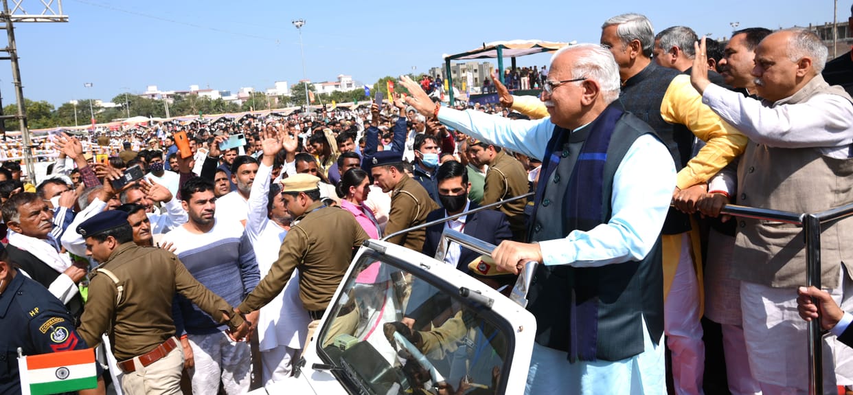 State Government in constant touch with Ministry of External Affairs to bring students from Ukraine : Chief Minister