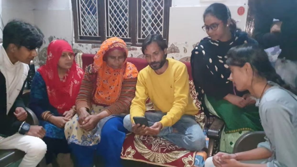 Shamli News: Sir we are not safe in Kiev, tell the government to do something