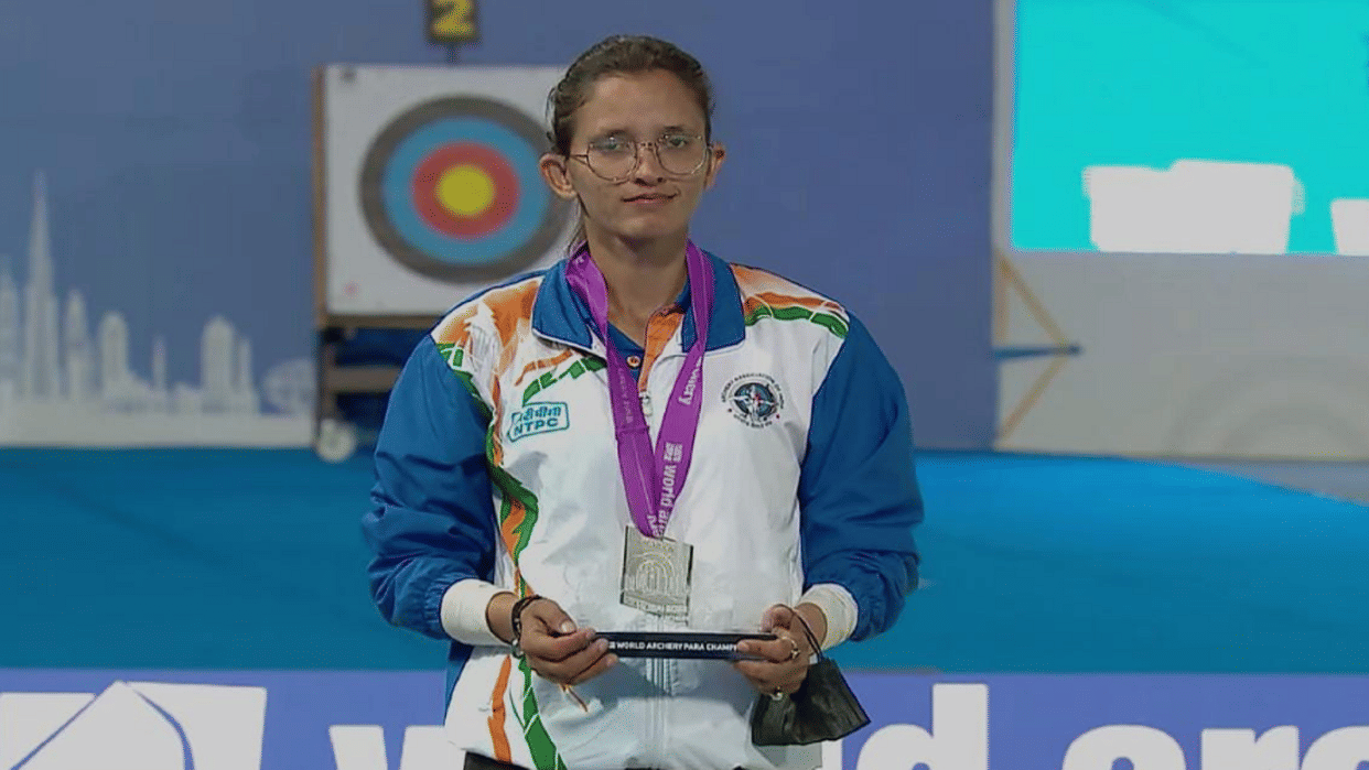 Pooja Jatyan wins silver and created history in recurve individual event at World Archery Para Championships