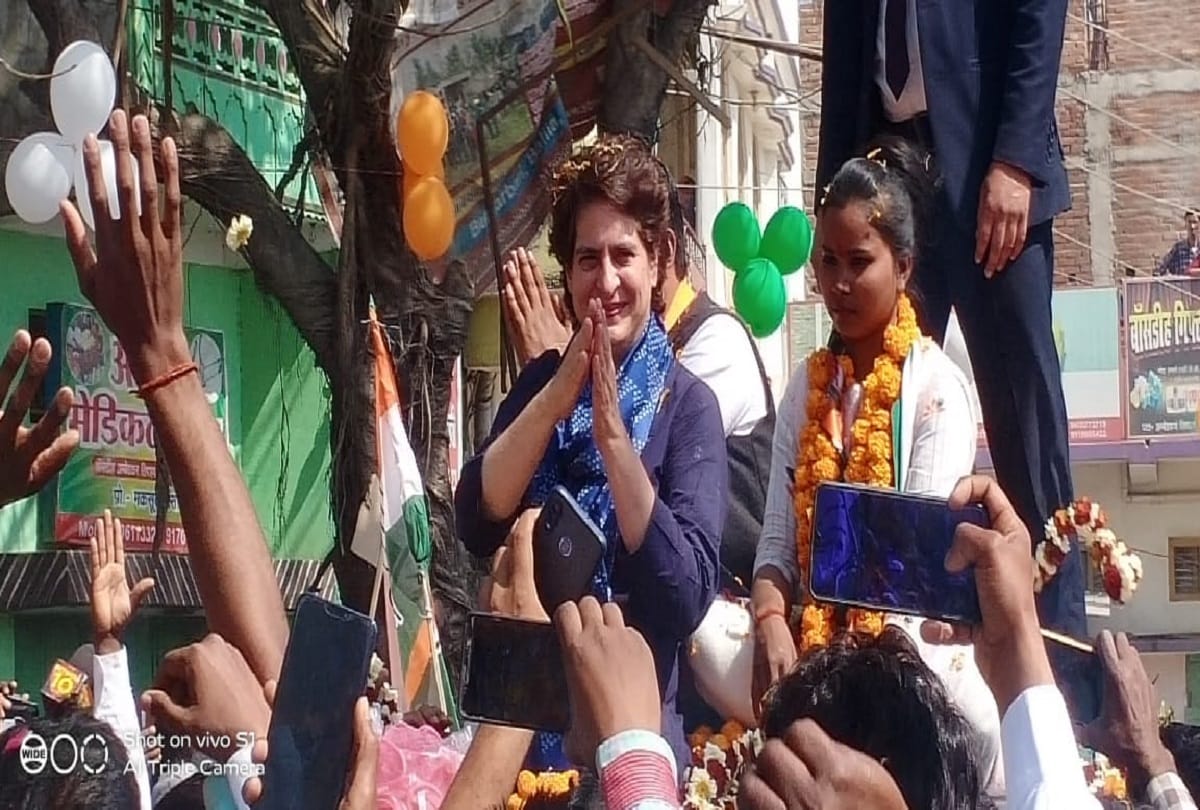 UP Assembly Election  2022  priyanka gandhi varanasi congress chunav prachar Rally in Ram nagar and Pindra