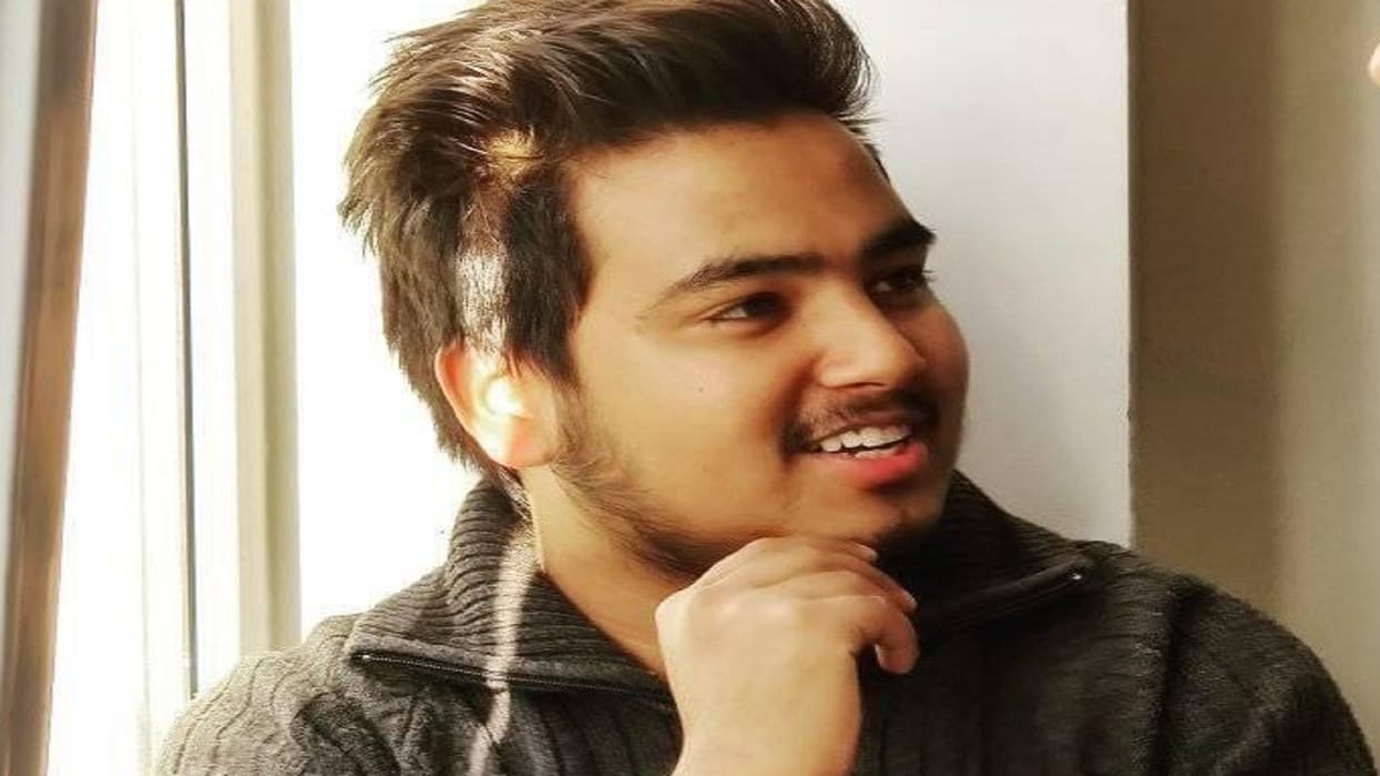 Utkarsh Shukla will reach Hungary from Kyiv, Avantika also reached another city