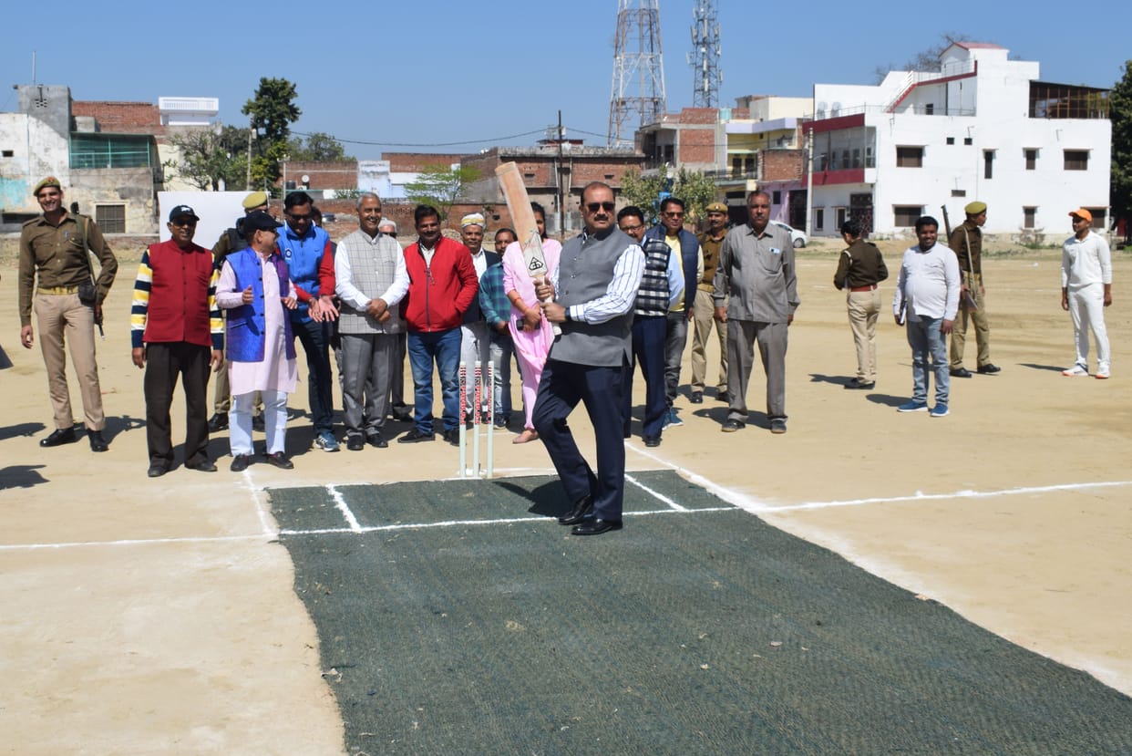 mainpuri beat ferozabad, maharaj tej singh cricket tournament