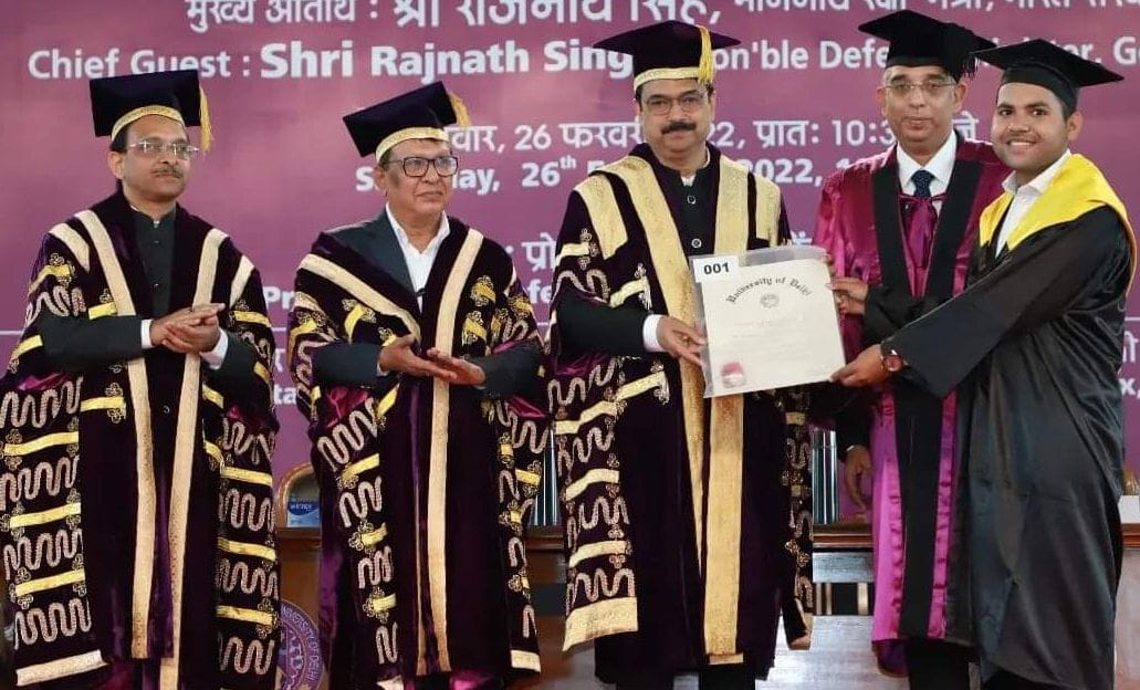 fathepur news,Aditya gets Dr. Shankar Dayal Sharma Presidential Gold Medal