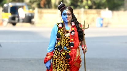Actress Ekta Jain looked like Ardhanarishwar on Mahashivratri 2022 see photos