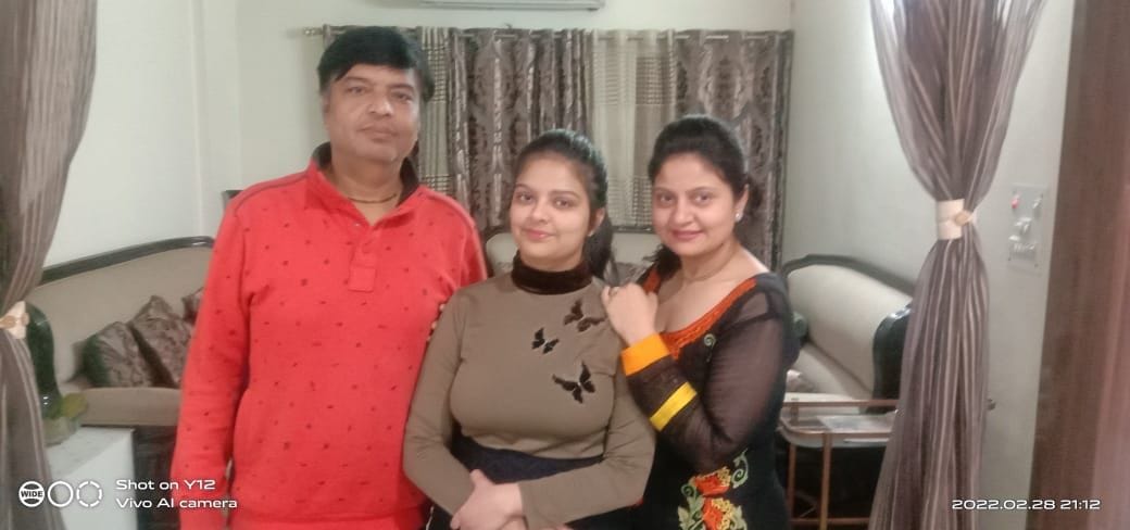 Two daughters of the city, Madhavi Arora and Falguni Dheeraj, trapped in Ukraine due to Russian attack, reached Aligarh