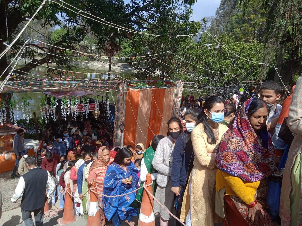 mahashivratri celebrated in sirmaur district- people worship bhagwan shiva in temples