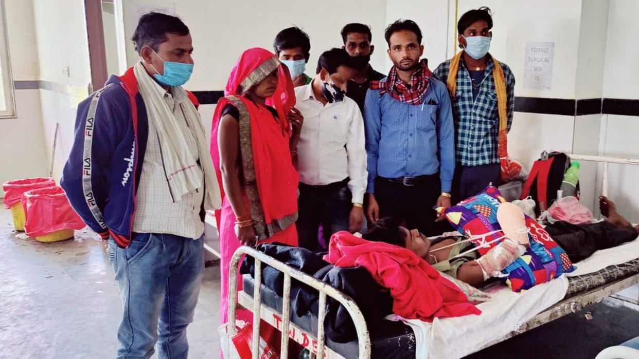 Minor's hand chopped off by thresher machine in Chhatarpur, admitted to district hospital in critical condition