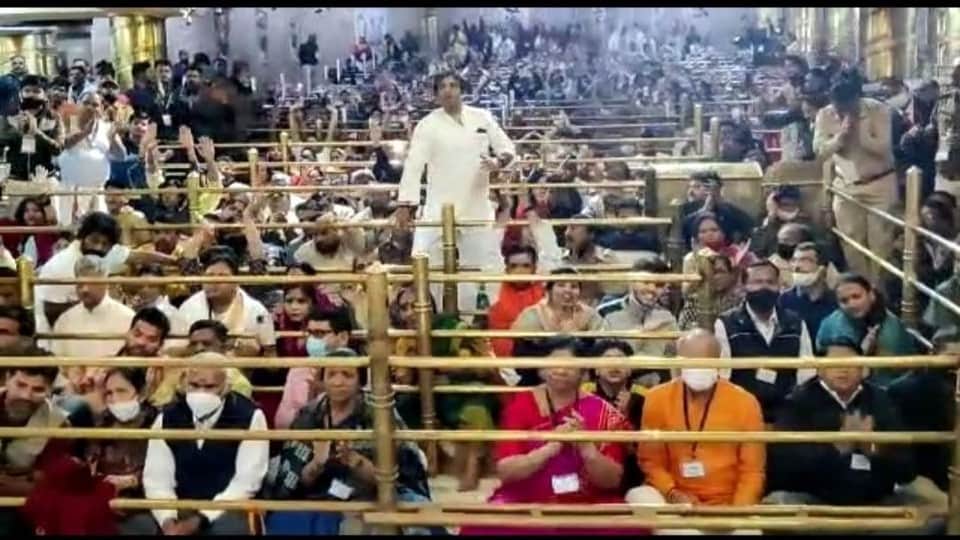 Ujjain: There was an influx for the darshan of Mahakal, more than two lakh people reached by 12 noon, there would be great worship at night