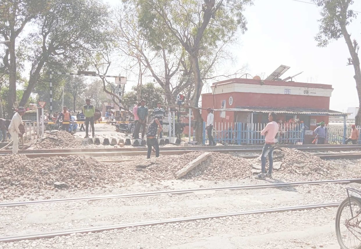 railway crossing