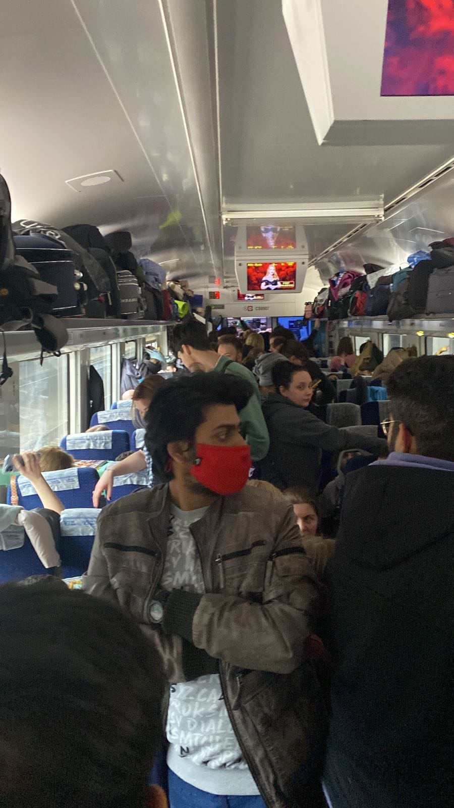 Continuous attacks in Kharkiv, risking lives, students reaching Hungary and Romania