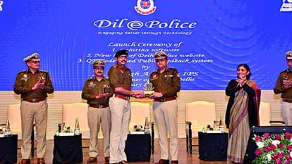 दिल्ली पुलिस आयुक्त राकेश अस्थाना ने तीन डिजिटल सेवाओं का उद्घाटन किया