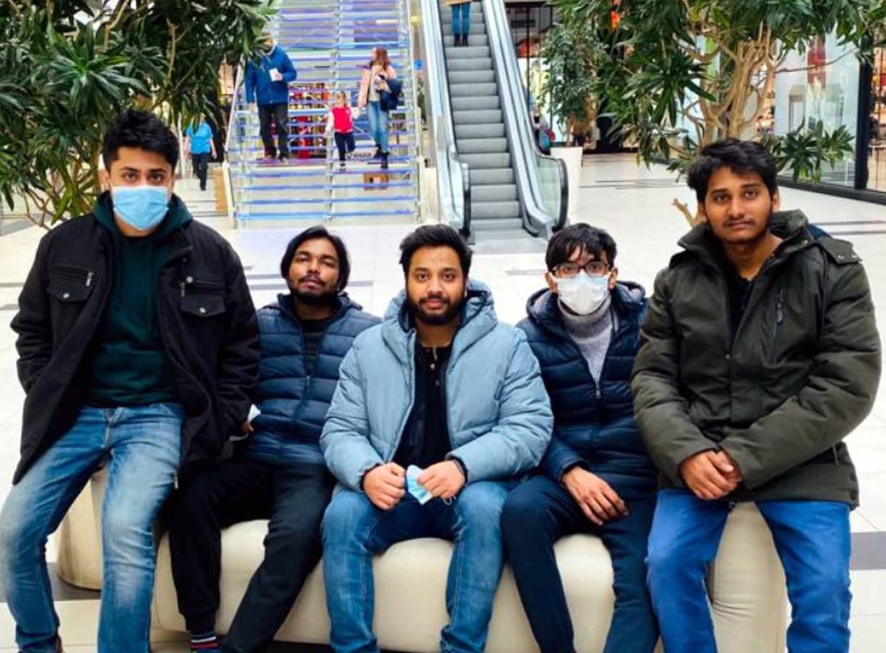 Girraj trapped in Kharkiv returned to India, family members breathed a sigh of relief