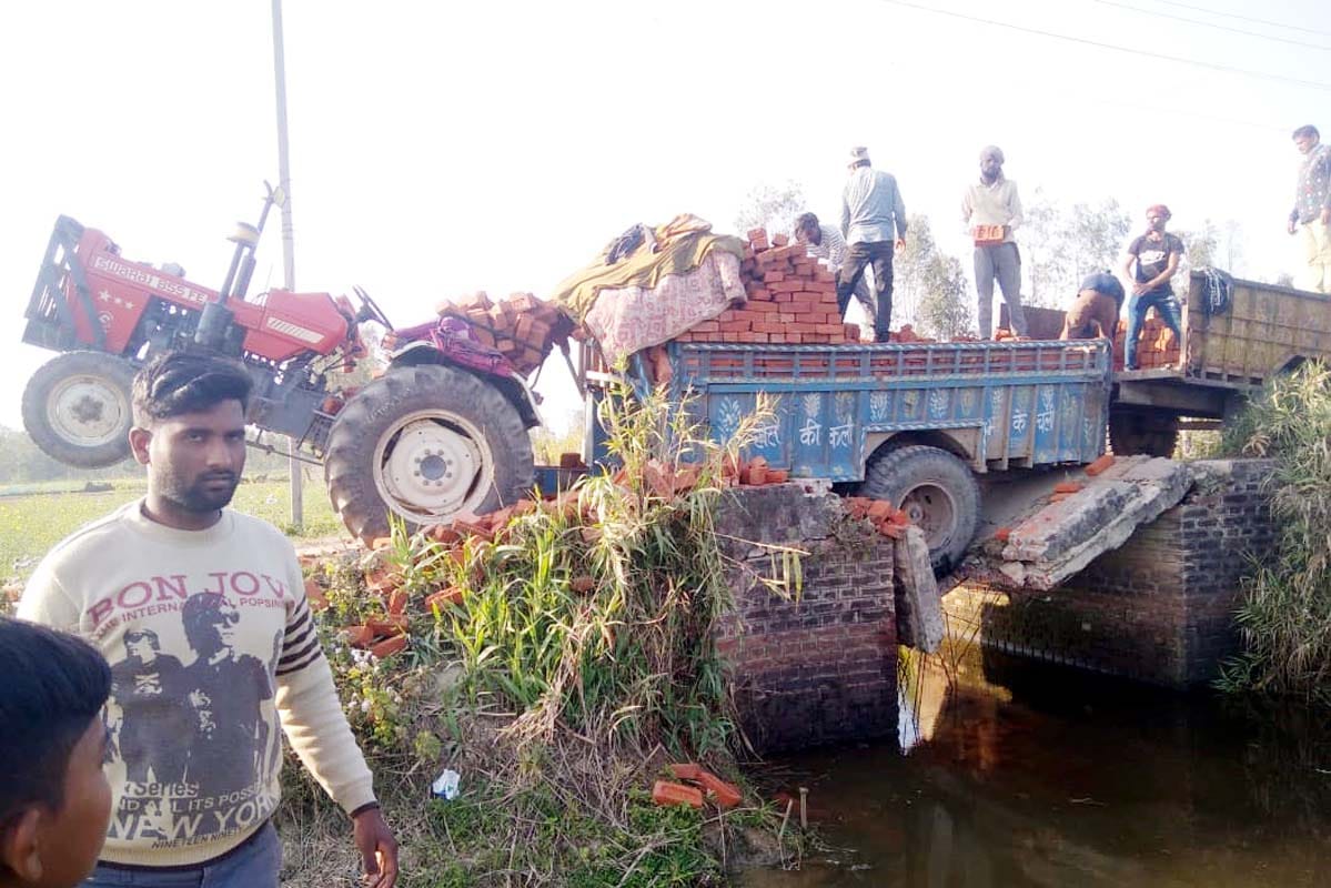 The culvert broke as a trolley full of bricks came out, the driver saved