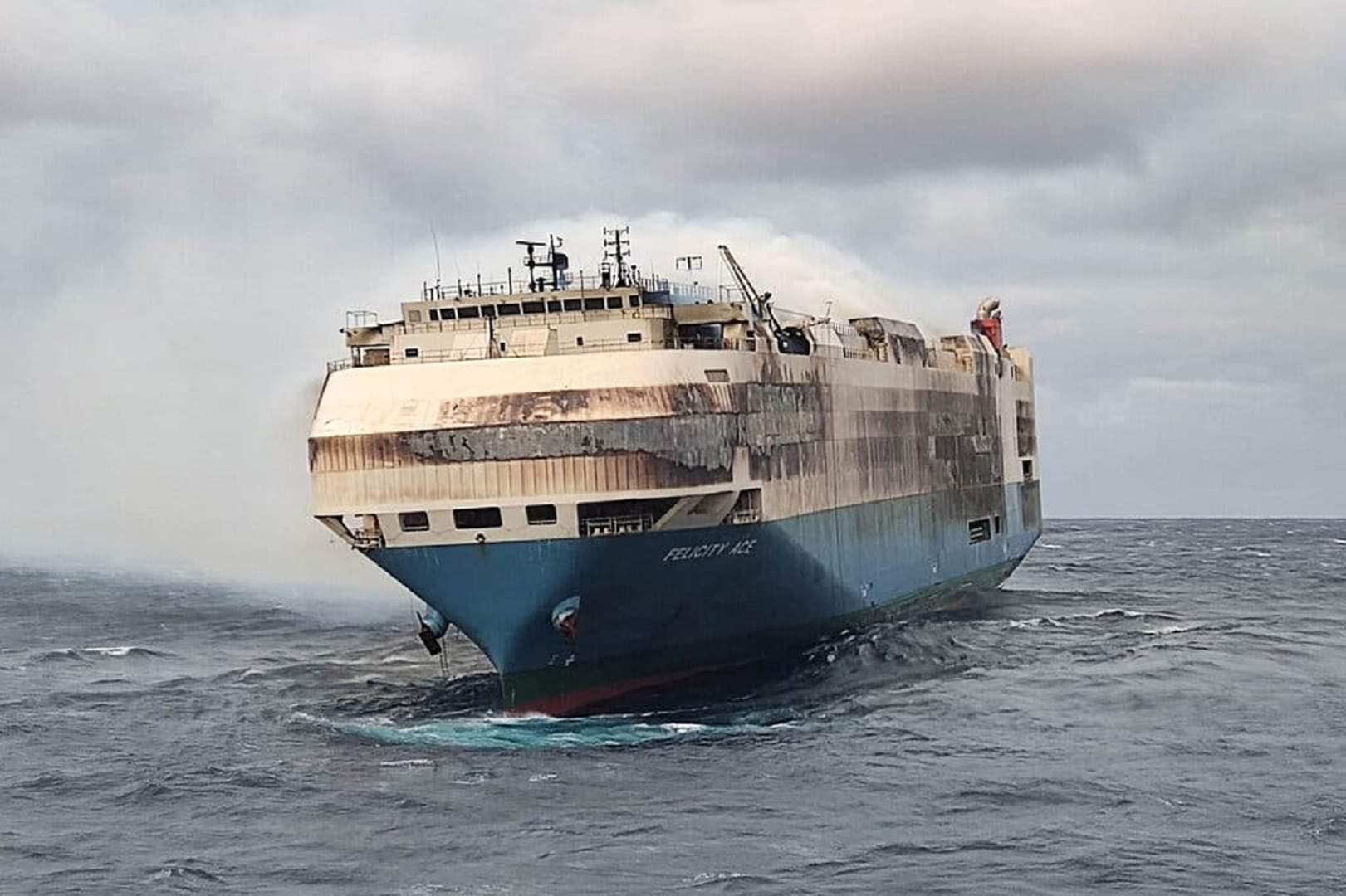 Cargo Ship Sinks with Porsches Ship with luxury cars sinks in Atlantic ocean cargo ship sinks with cars ship sinks in atlantic ocean