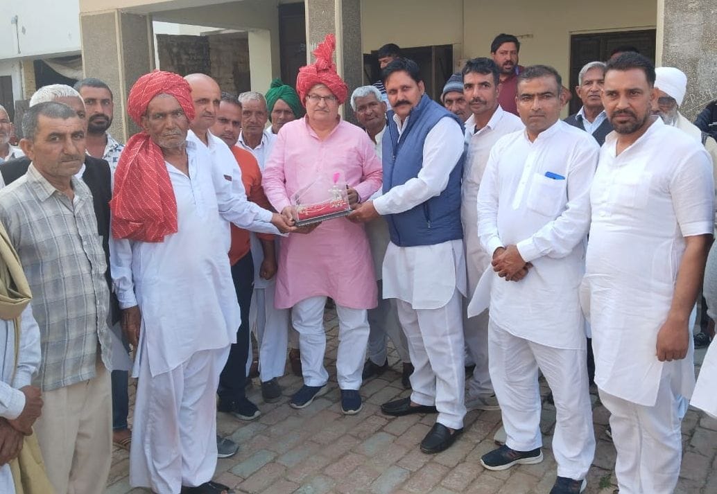 Dhanda Khap honored Devvrat by giving him a silver chariot