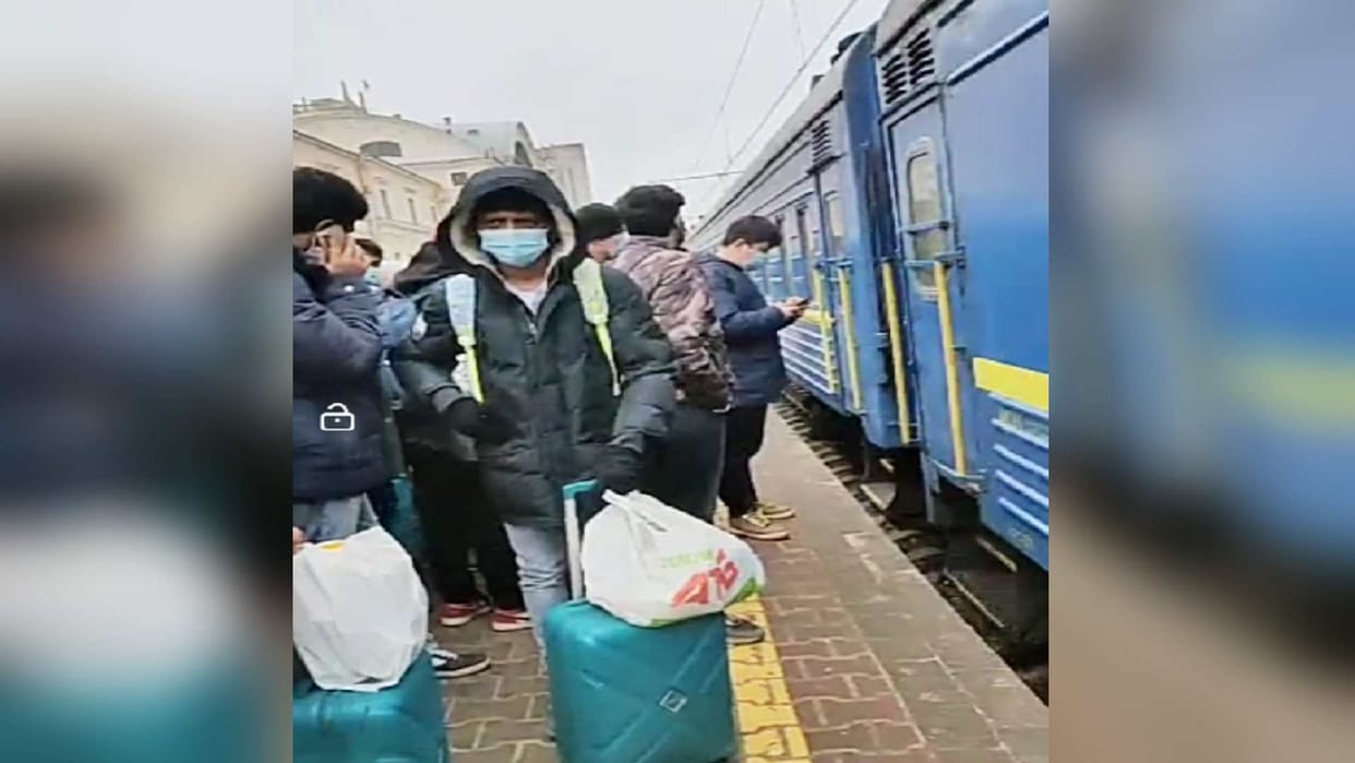 Ukraine-Russia war: Students covered 15 kms on foot to reach railway station amid shelling