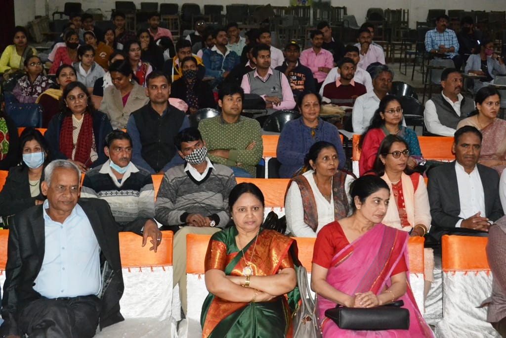 The system of self-employment will have to be developed: Prof. KP Singh