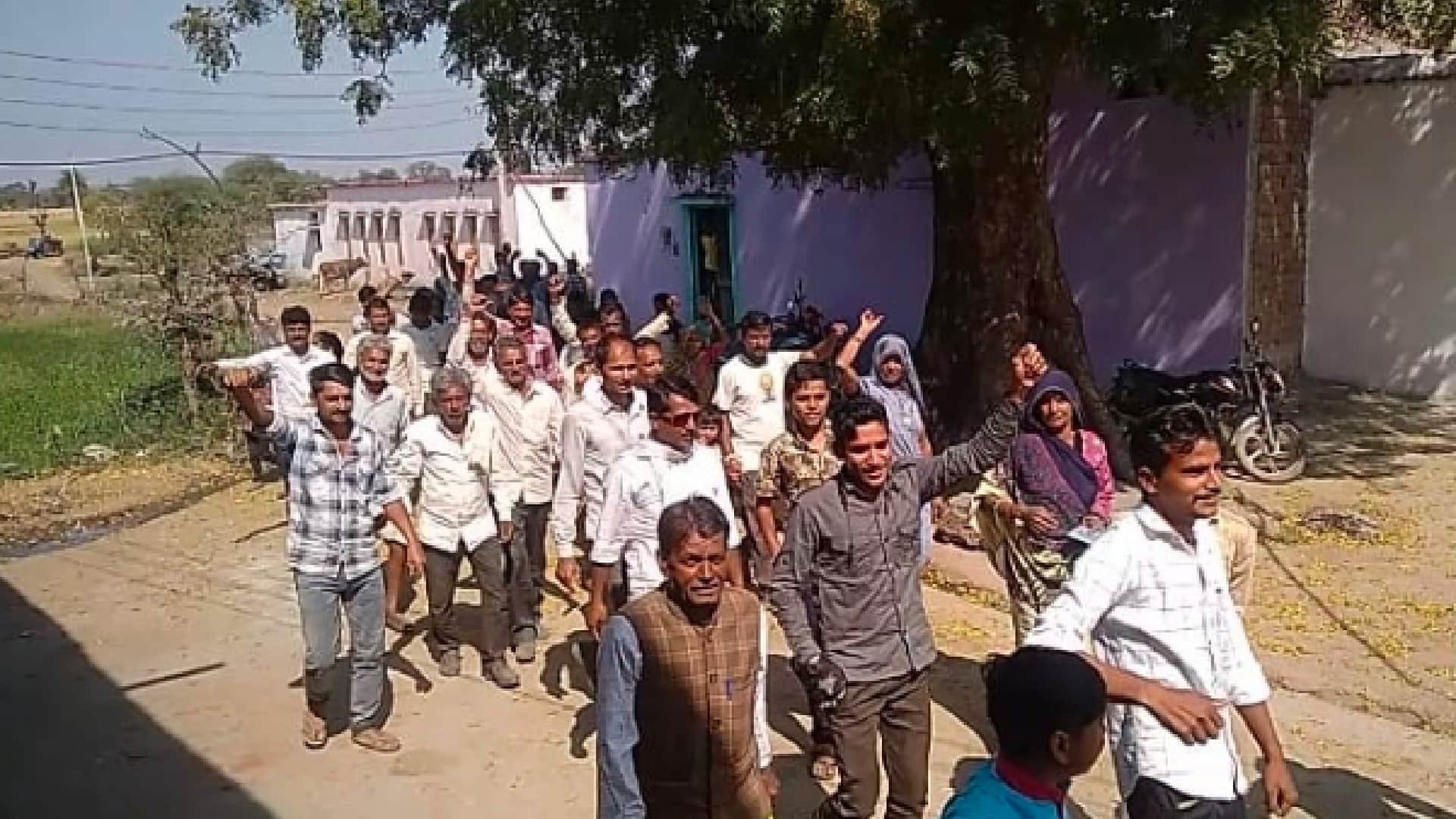 Parvati Irrigation Project in Sehore: Rawatkheda residents took out a rally demanding proper compensation, said - will die but will not leave the village