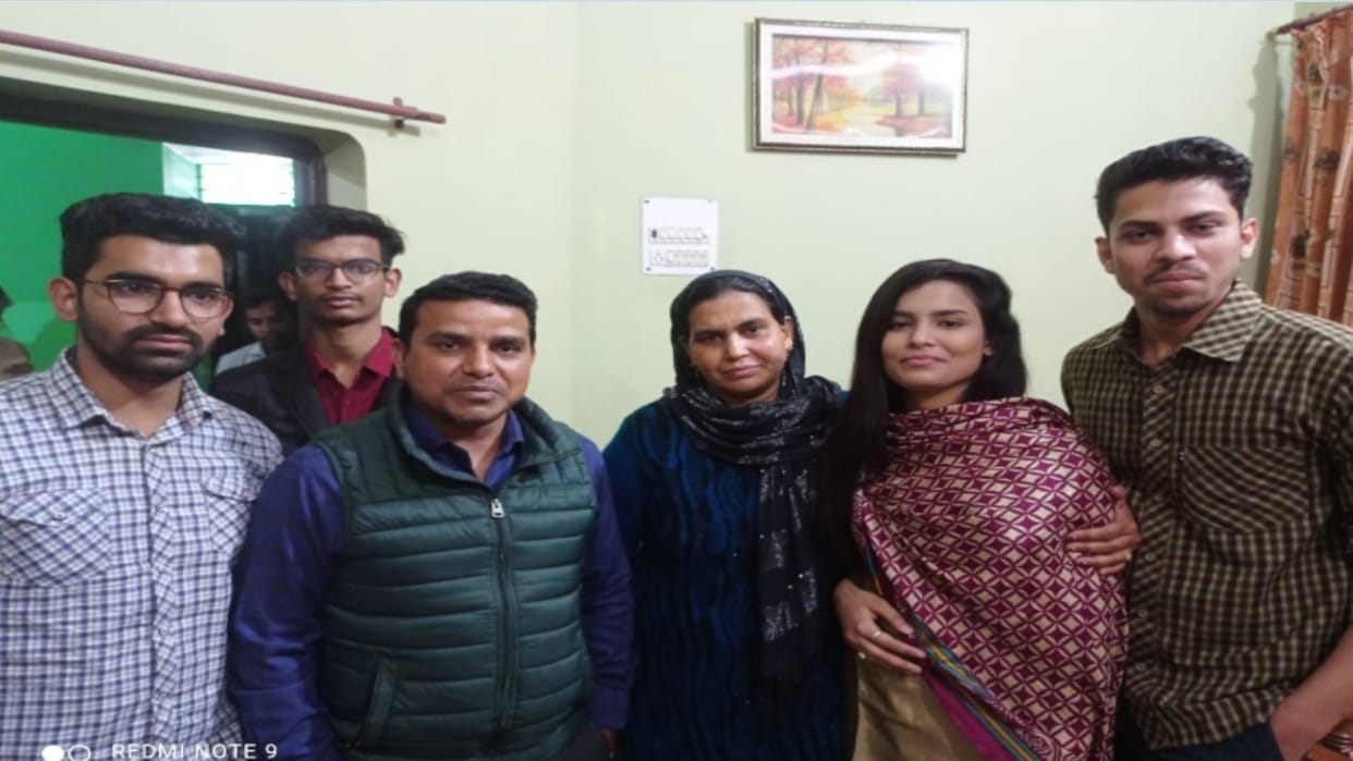 Return from Ukraine: Five students returned to Meerut, 34 still struggling to return home