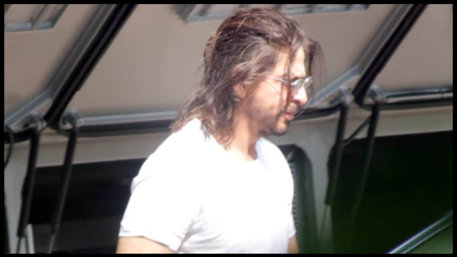 Shah Rukh Khan, Deepika Padukone & John Abraham Pathaan will release on 25 jan 2023