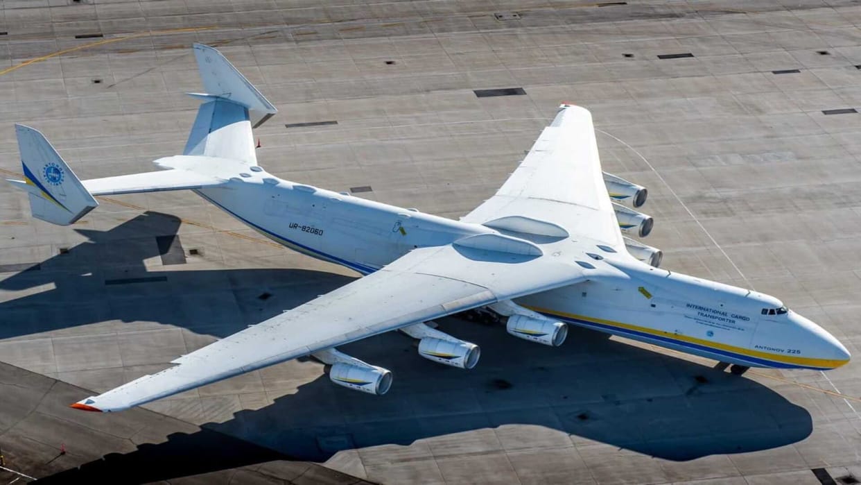 Russia Ukraine War russia destroyed world's largest plane mriya know the price