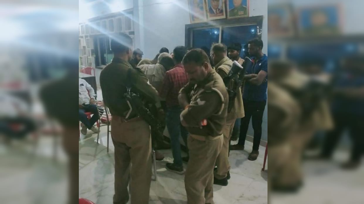 Soap cartons seized from Chillupar candidate Poonam Gupta house
