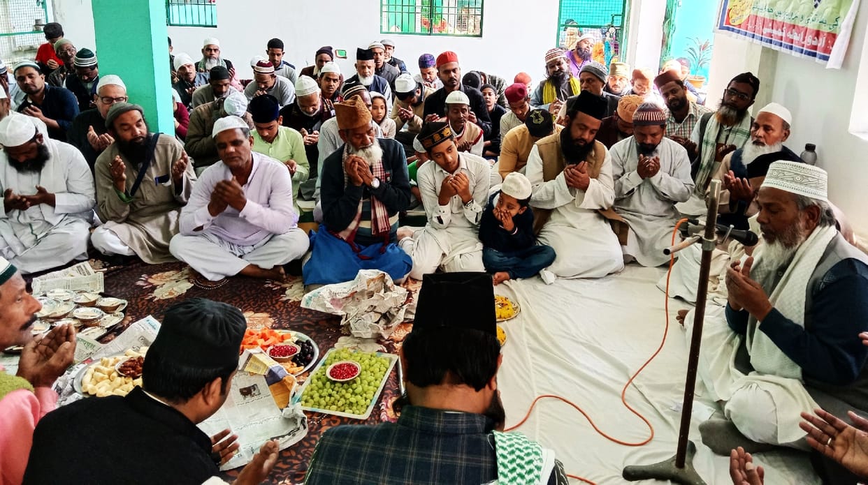 Prayers for the prosperity of the country in the family of Nemat Shah Wali