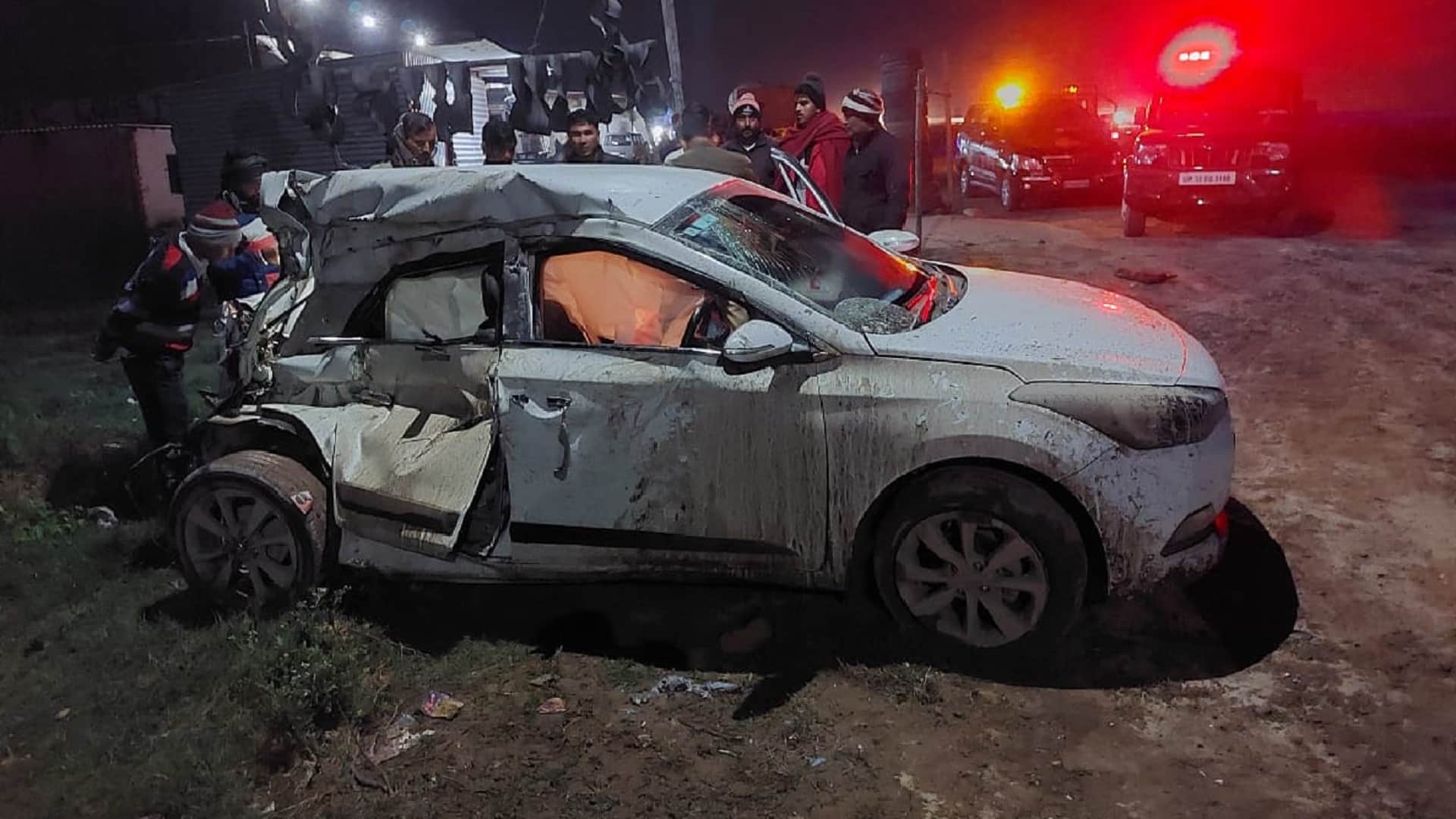 Muzaffarnagar Accident News: two cousin brothers have died in road accident before birthday party