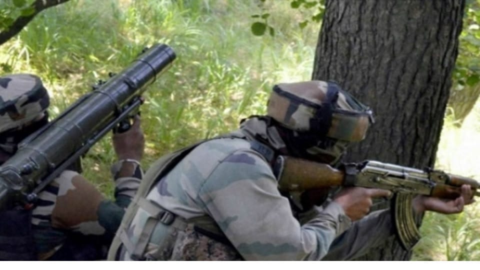 Chhattisgarh: naxal carrying a reward of 3 lakh on his head killed in an encounter