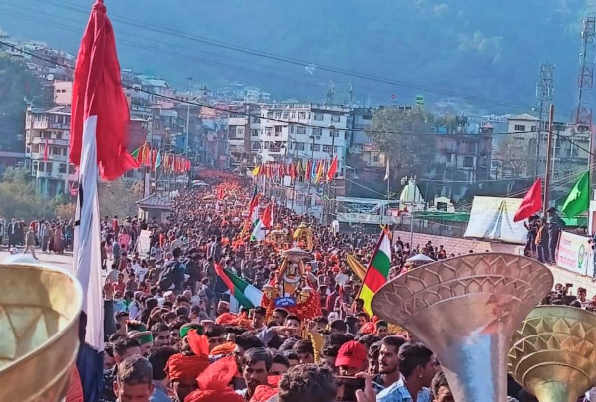 International Mandi Shivratri 2022: Rajdevta Madhorai Jaleb Held In Royal Style in Mandi