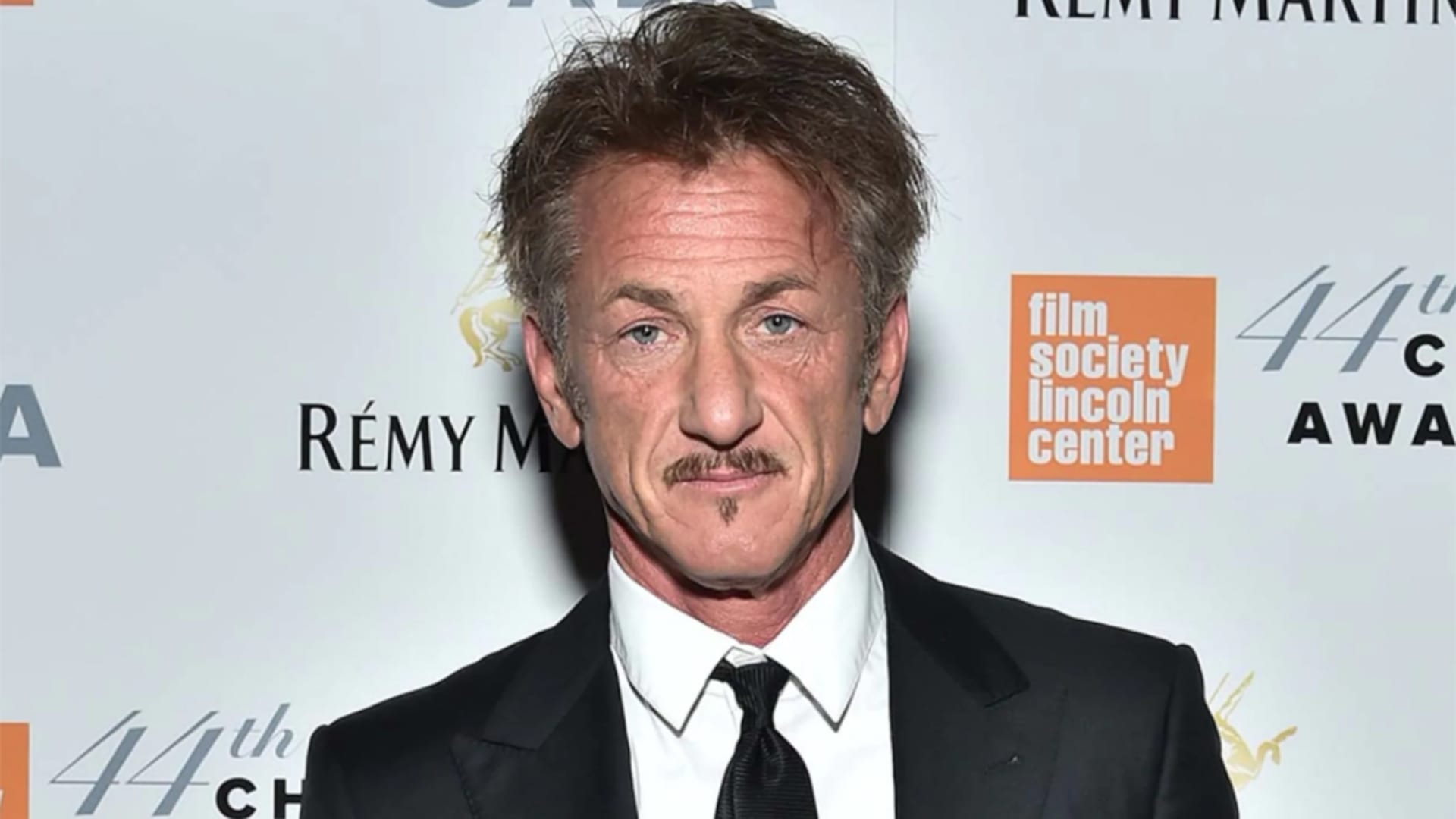 Russia Ukraine War: Hollywood actor Sean Penn leaves Ukrain on foot