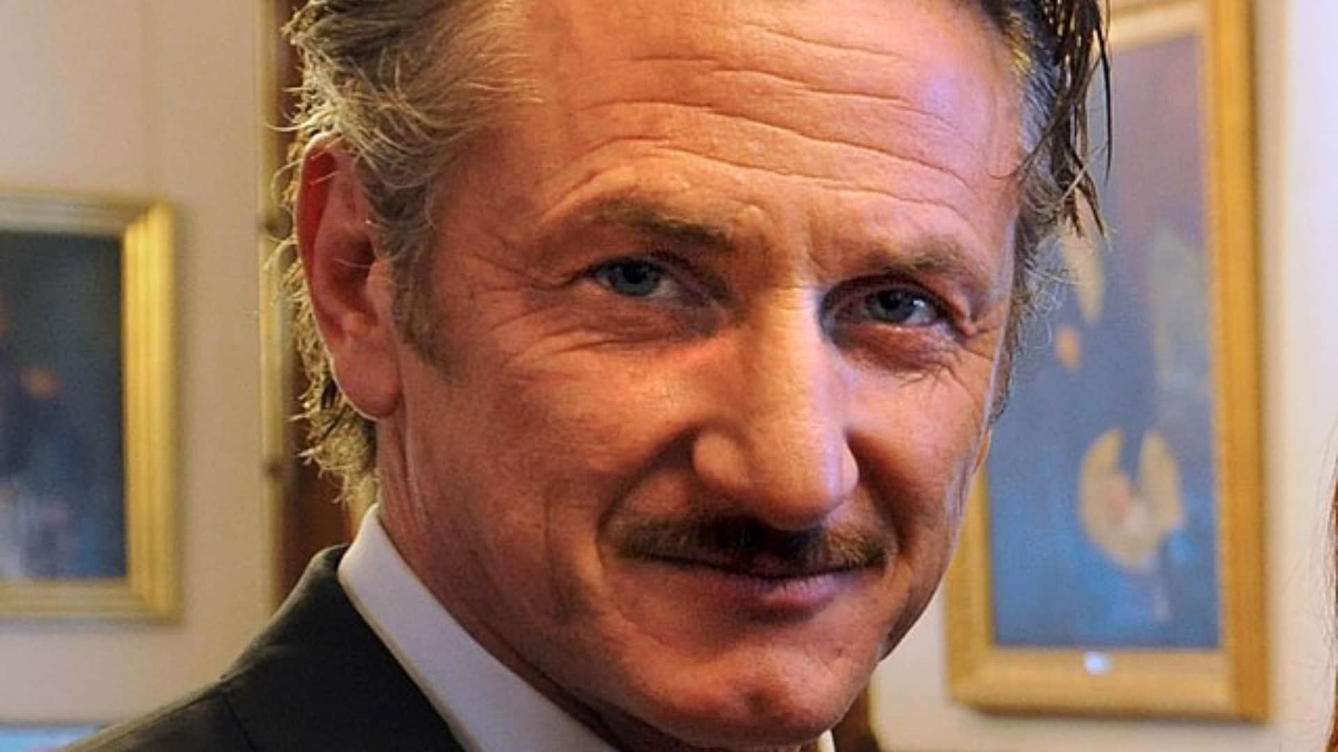 Russia Ukraine War: Hollywood actor Sean Penn leaves Ukrain on foot