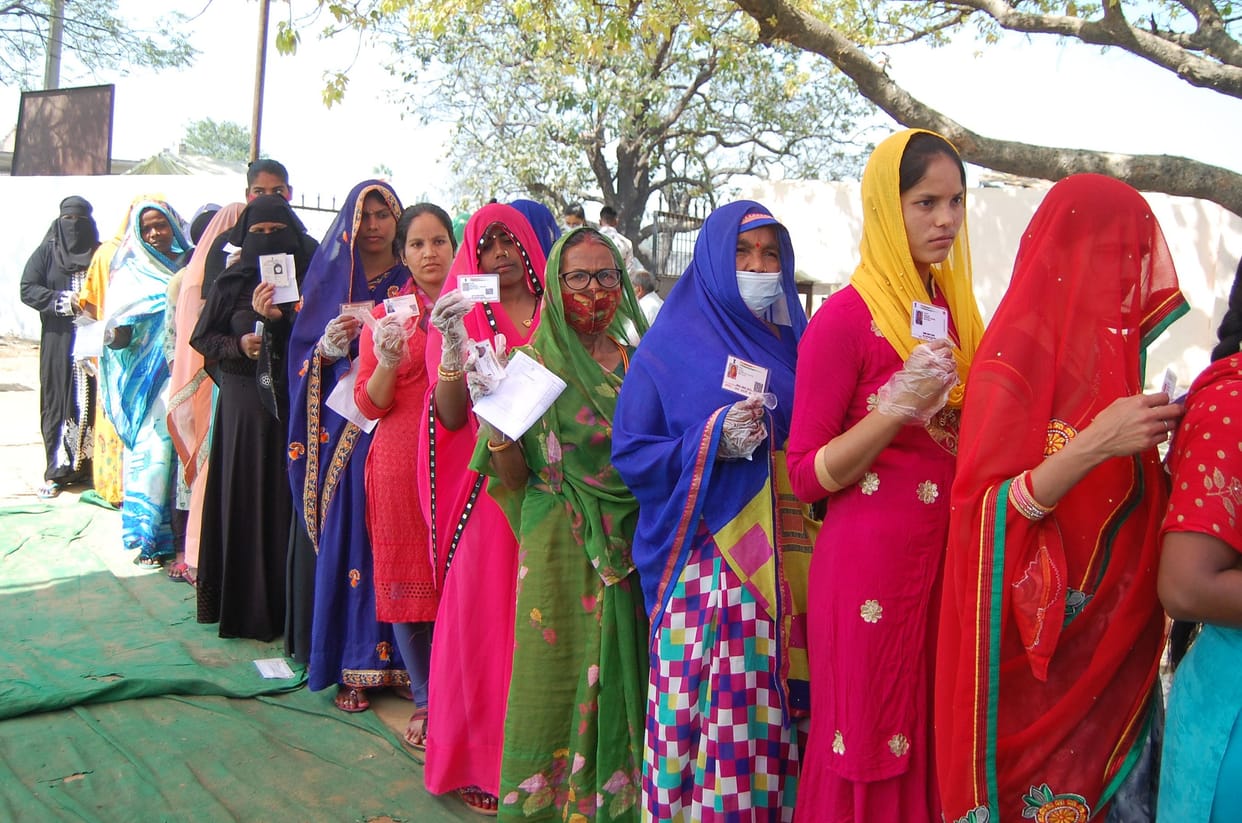 Villagers showed enthusiasm, townspeople woke up late