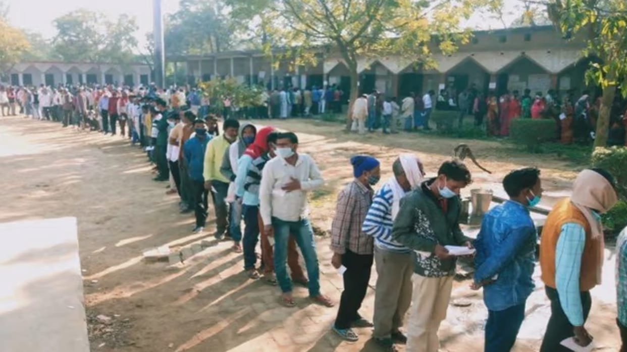Chandauli Vidhan Sabha Chunav Vote Counting Live News 2022 In Hindi