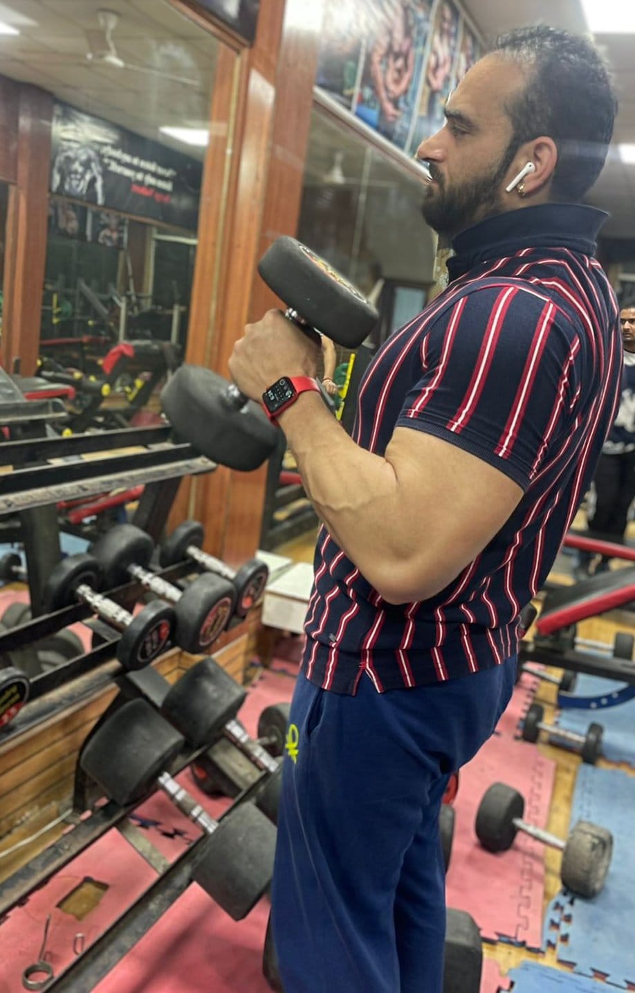 Do not deaf, use earphones and headphones too much