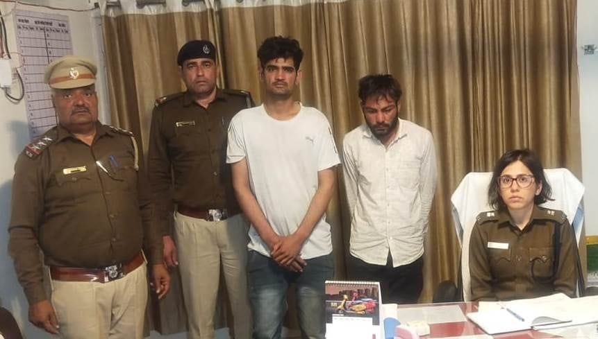 Two accused of robbery on the basis of weapon arrested, five incidents disclosed